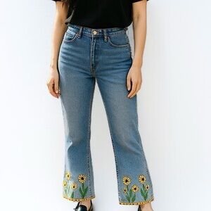 Rare JNCO Vintage 90’s Girly Stuff Distressed Daisy Embroidered Jeans | US 7
